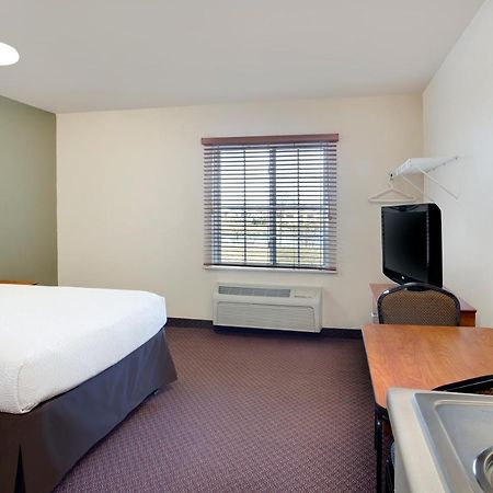 Woodspring Suites Fort Wayne Exterior photo