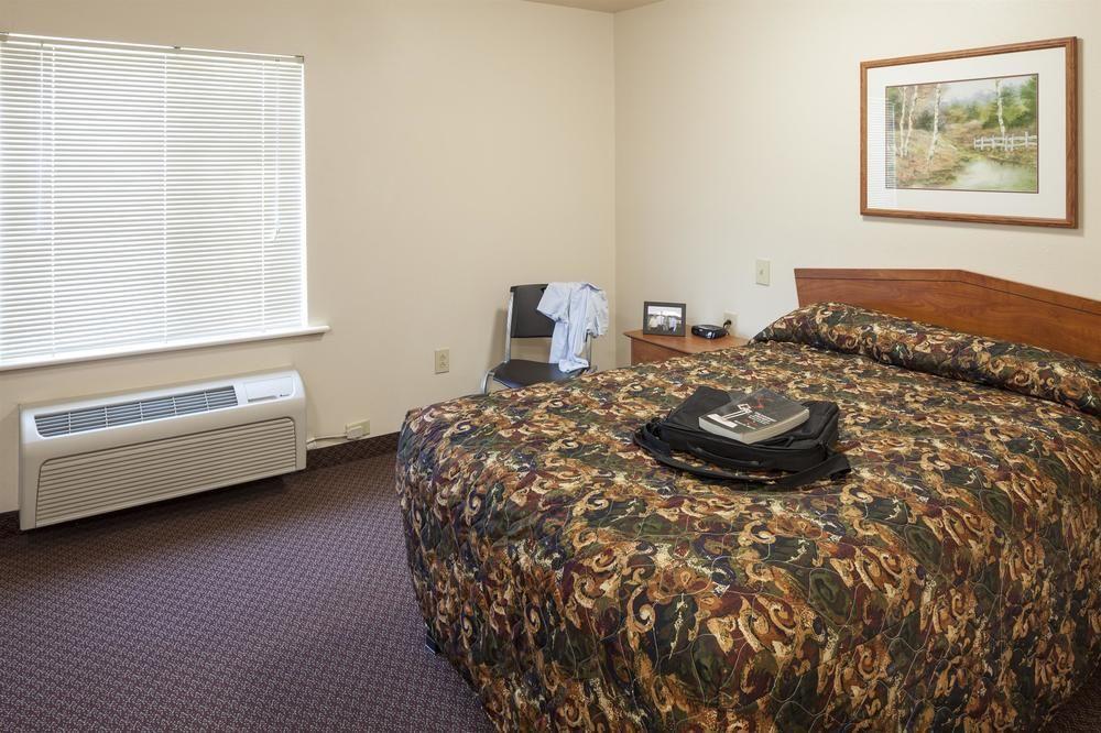Woodspring Suites Fort Wayne Exterior photo