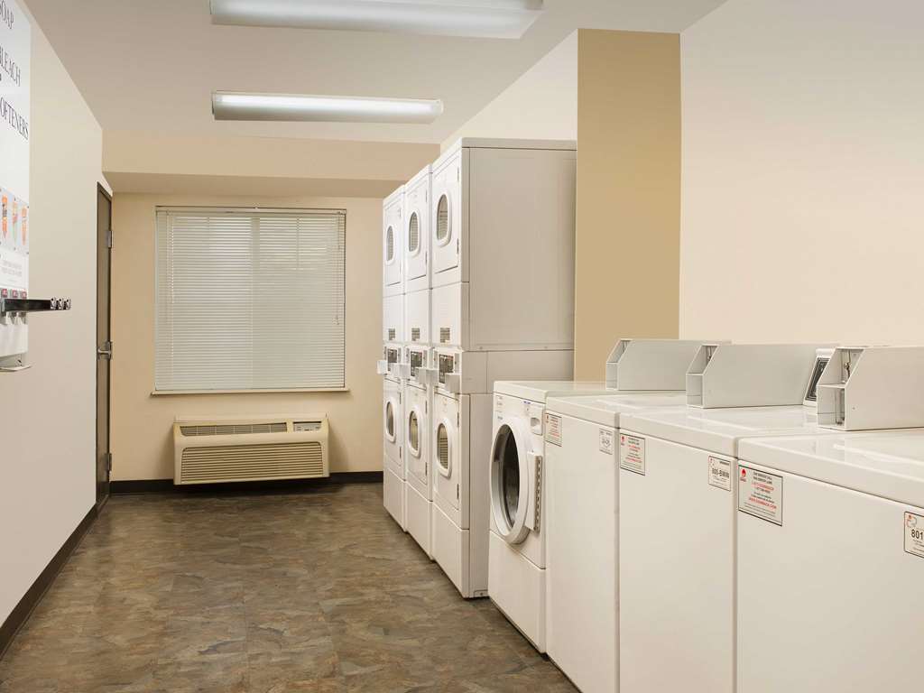 Woodspring Suites Fort Wayne Facilities photo