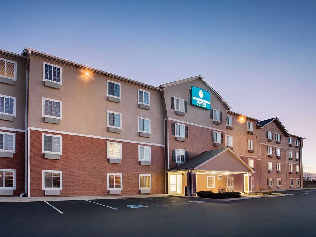 Woodspring Suites Fort Wayne Exterior photo